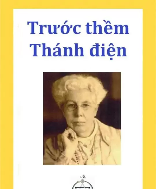 TRƯỚC THỀM THÁNH ĐIỆN